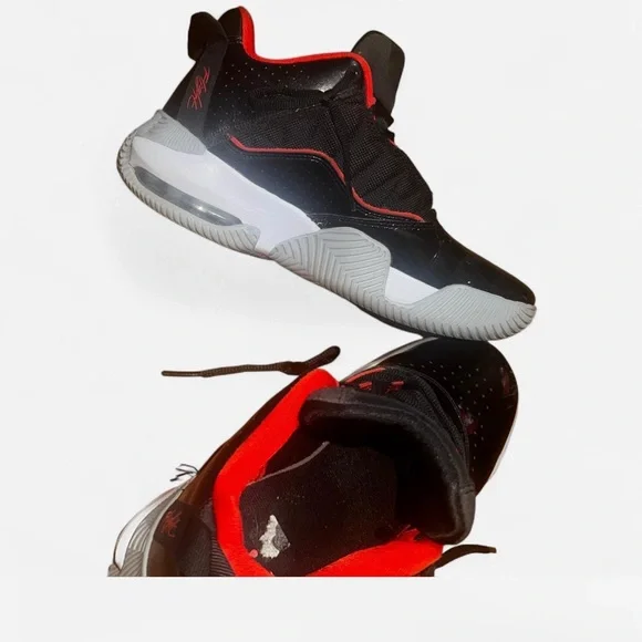 Jordan Black and Red Sneakers - Picture 2 of 6